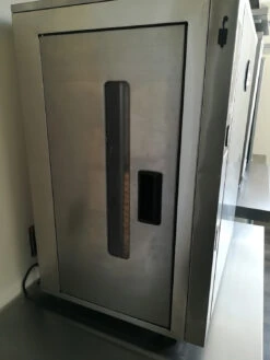 Bradley Professional Smoker BS1019 / Elektro Räucherofen -Grill Mit Freu Geschaft 20092 bradley smoker bs1019 seitliche tuer