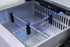 BULL Premium Outdoor Schubladen-Kühlschrank Mit LED Kontrollpanel, IPX4 Spritzwassergeschützt 14 BULL Premium Outdoor Schubladen-Kühlschrank Mit LED Kontrollpanel, IPX4 Spritzwassergeschützt -Grill Mit Freu Geschaft 22280 BULL Premium Kuehlschrank LED Bele 7 1613487089