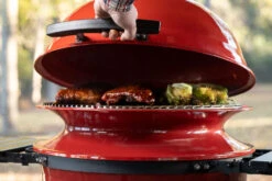 Kamado Joe Holzkohle Kugelgrill Kettle Joe - X-DEAL Inkl. Abdeckhaube 39 Kamado Joe Holzkohle Kugelgrill Kettle Joe - X-DEAL Inkl. Abdeckhaube -Grill Mit Freu Geschaft 22436 kamado joe kettle joe deckel halbg 20 1615991199