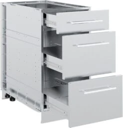 Broil King Outdoor Küche Komplettset Mit Imperial S570 PRO Built In Gasgrill Mit Drehspieß, Gasflaschenschrank Und 3er Schubladenschrank -Grill Mit Freu Geschaft 802500 Broil King Outdoor Kueche Schrank 3 Schubladen offen 1