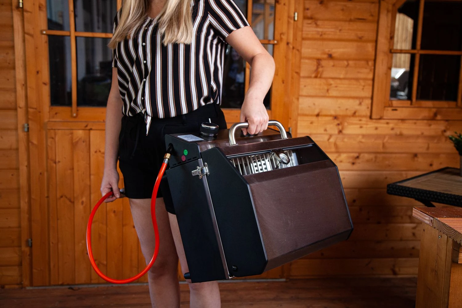 Grillfürst G201E 2-Brenner Gasgrill Portabel V2 - Campinggrill / Balkongrill 50mbar - Inkl. Untergestell 15 Grillfürst G201E 2-Brenner Gasgrill Portabel V2 - Campinggrill / Balkongrill 50mbar - Inkl. Untergestell – Bild 15