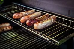 Grillfürst G521E 5-Brenner Edelstahl-Gasgrill - Eintracht Frankfurt Edition - Edelstahlroste -Grill Mit Freu Geschaft Grillfuerst Gasgrill Bratwurst Warmhalterost 4