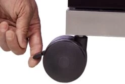 Grillfürst G520G 5-Brenner Gasgrill Borussia Dortmund Edition Mit Hochtemperaturbrenner, Heckbrenner Und Gusseisen Rosten -Grill Mit Freu Geschaft Grillfuerst Gasgrill G310E Lenkrollen mit Feststellbremse 2