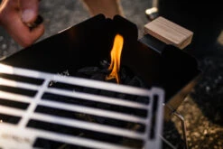 Knister Grill Original - Ausziehbarer Holzkohle Kompaktgrill -Grill Mit Freu Geschaft Knister Grill anzuenden