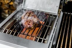 Grillfürst G310E 3-Brenner Gasgrill - 1. FC Köln Edition - Edelstahlroste -Grill Mit Freu Geschaft Koeln Grill Infrarotbrenner Sizzle Zone Steak Brenner 1