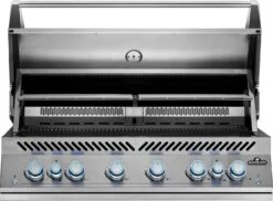 Napoleon 700-Series 44" BIG44 Edelstahl Einbaugrill Inkl. Drehspieß - Modell 2023 19 Napoleon 700-Series 44" BIG44 Edelstahl Einbaugrill Inkl. Drehspieß - Modell 2023 -Grill Mit Freu Geschaft Napoleon Einbaugrill BIG44 Warmhalterost vorne