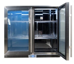 Napoleon Outdoor - Kühlschrank, 210 Liter, 2-türig Mit Doppelverglasung Und LED Beleuchtung - Wasserdicht Nach IP24 -Grill Mit Freu Geschaft Napoleon Outdoor Kueche Kuehlschrank leer Tuer offen rechts