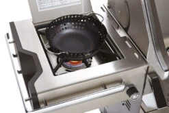 Napoleon Prestige Pro 825-3 Edelstahl Gasgrill Inkl. Drehspieß Und Bodenbeleuchtung + Gratis Napoleon TravelQ PRO285 Kompakt Gasgrill -Grill Mit Freu Geschaft Napoleon Prestige Pro 825 Seitenbrenner Gemuesekorb