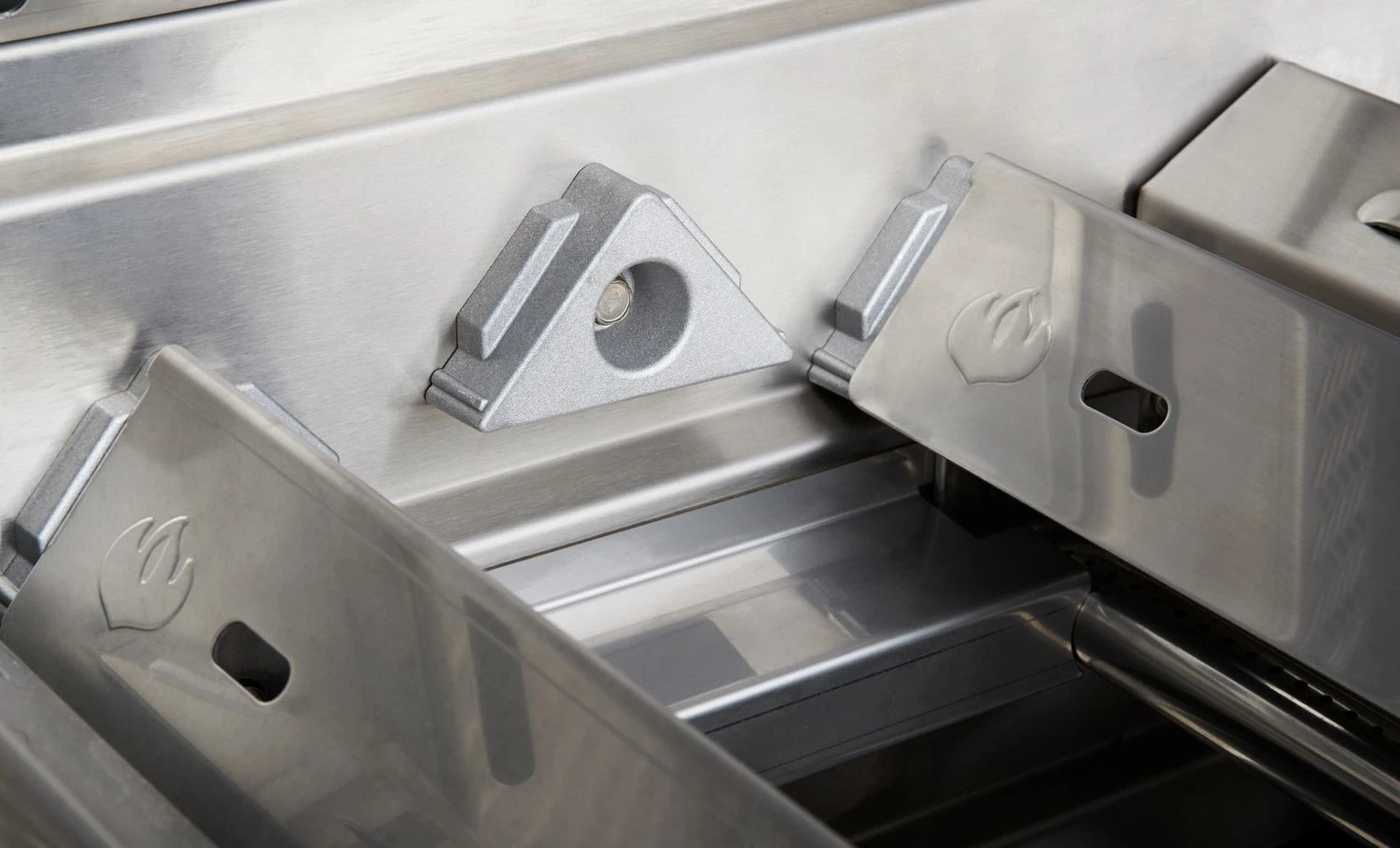 Napoleon Prestige Pro 665-3 Edelstahl Gasgrill Inkl. Drehspieß - X-DEAL Inkl. Napoleon TravelQ PRO285 Kompakt Gasgrill 19 Napoleon Prestige Pro 665-3 Edelstahl Gasgrill Inkl. Drehspieß - X-DEAL Inkl. Napoleon TravelQ PRO285 Kompakt Gasgrill – Bild 19