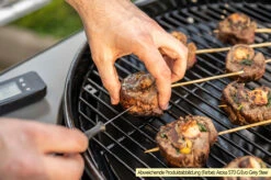 Outdoorchef Gas Kugelgrill Arosa 570 G Evo Black Style -Grill Mit Freu Geschaft Outdoorchef Arosa 570 G Evo emaillierter Grillrost 1