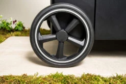 Outdoorchef Gas Kugelgrill Arosa 570 G Evo Black Style -Grill Mit Freu Geschaft Outdoorchef Arosa Gas Kugelgrill 570G EVO Black Style Laufraeder 1