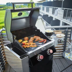 Rösle Gasgrill Videro G2 Schwarz - Modell 2022 -Grill Mit Freu Geschaft Roesle Videro G2 Gasgrill Station Mood02