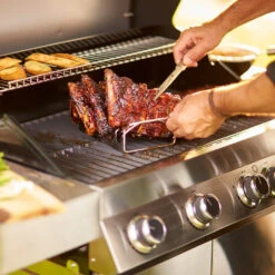 Rösle Gasgrill Videro G4 Edelstahl - Modell 2023 Inkl. Abdeckhaube 11 Rösle Gasgrill Videro G4 Edelstahl - Modell 2023 Inkl. Abdeckhaube -Grill Mit Freu Geschaft Roesle Videro G4 Edelstahl Gasgrill Station Mood