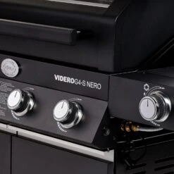 Rösle Gasgrill Videro G4-S Vario+ Nero Schwarz - Modell 2023 - X-DEAL Inkl. Abdeckhaube Und Grillplatte -Grill Mit Freu Geschaft Roesle Videro G4 S Vario NERO matt schwarz Drehregler 2