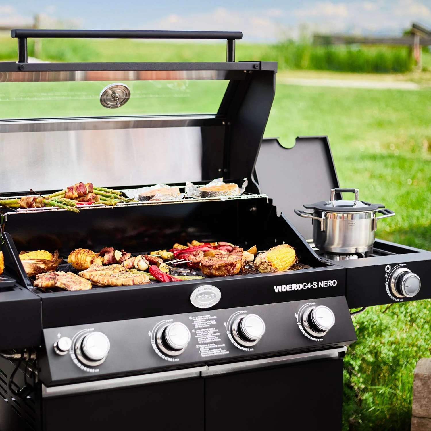 Rösle Gasgrill BBQ-Station Videro G4-S Vario+ Nero Schwarz - Modell 2023 - X-DEAL Inkl. Abdeckhaube 12 Rösle Gasgrill BBQ-Station Videro G4-S Vario+ Nero Schwarz - Modell 2023 - X-DEAL Inkl. Abdeckhaube – Bild 12