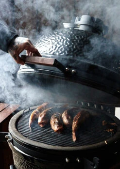 The Bastard Keramikgrill Classic Large - Complete - Schwarz Glänzend - Modell 2023 19 The Bastard Keramikgrill Classic Large - Complete - Schwarz Glänzend - Modell 2023 -Grill Mit Freu Geschaft The Bastard Classic Large Keramikgrill Complete