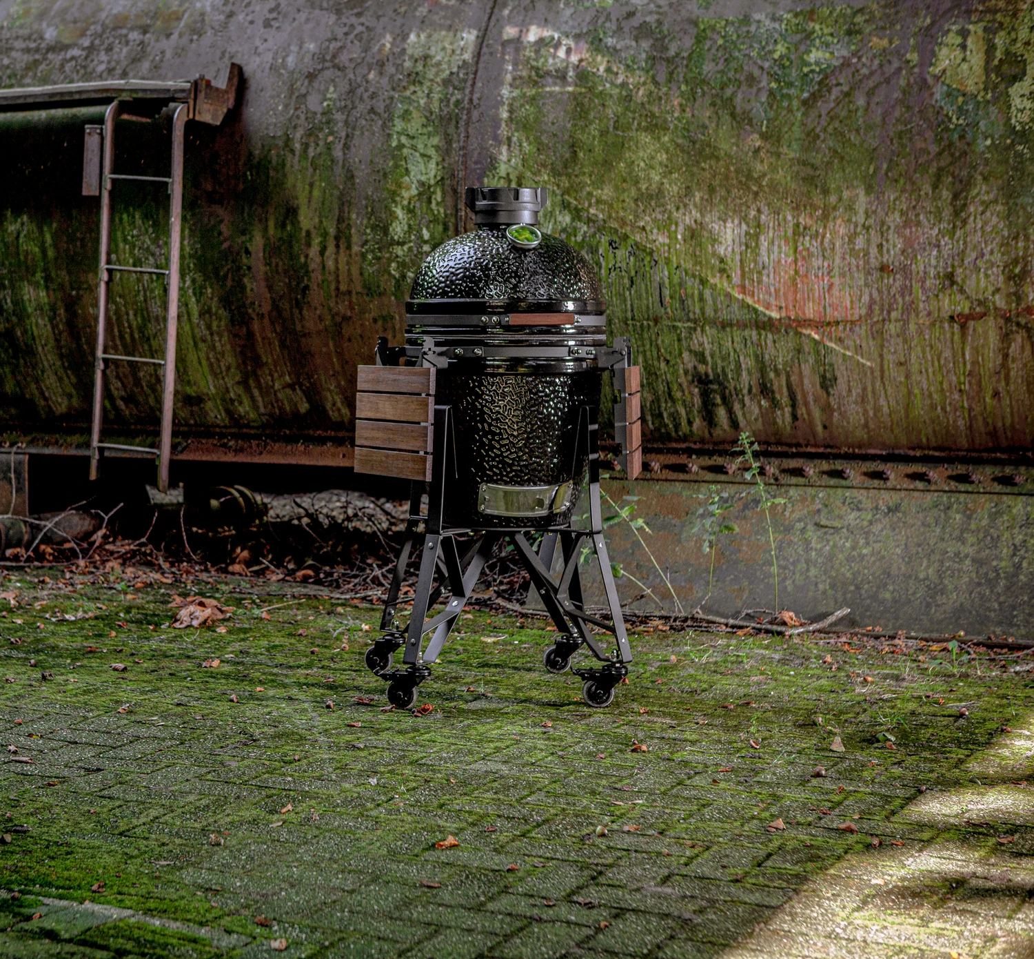 The Bastard Keramikgrill Classic Medium - Complete - Schwarz Glänzend - Modell 2023 9 The Bastard Keramikgrill Classic Medium - Complete - Schwarz Glänzend - Modell 2023 – Bild 9