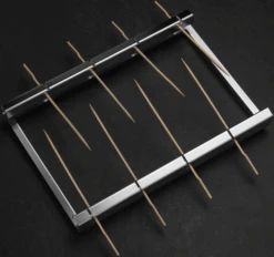 Thüros PRO1 - Spießaufsatz Mit 150 Bambusspießen