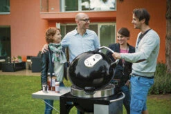 Napoleon Holzkohlegrill Kugelgrill Ø 57cm Im Rollwagen Mit Gussrost Und Deckelscharnier PRO22K-Cart-2 21 Napoleon Holzkohlegrill Kugelgrill Ø 57cm Im Rollwagen Mit Gussrost Und Deckelscharnier PRO22K-Cart-2 -Grill Mit Freu Geschaft napoleon grill PRO22K CART 2