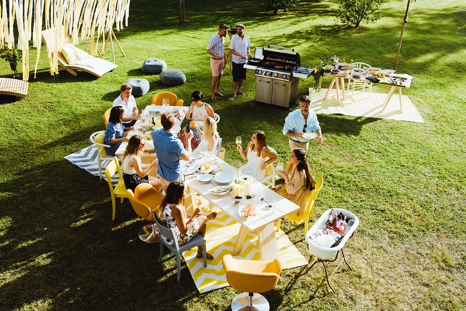 Outdoorchef Dualchef S 425 G Edelstahl Gasgrill Mit Seitenkocher + Blazing Zone Infrarotbrenner + DGS Gusseisen Grillrost 2 Stk. + DGS Gemüse Grillrost 2 Stk. 10 Outdoorchef Dualchef S 425 G Edelstahl Gasgrill Mit Seitenkocher + Blazing Zone Infrarotbrenner + DGS Gusseisen Grillrost 2 Stk. + DGS Gemüse Grillrost 2 Stk. – Bild 10